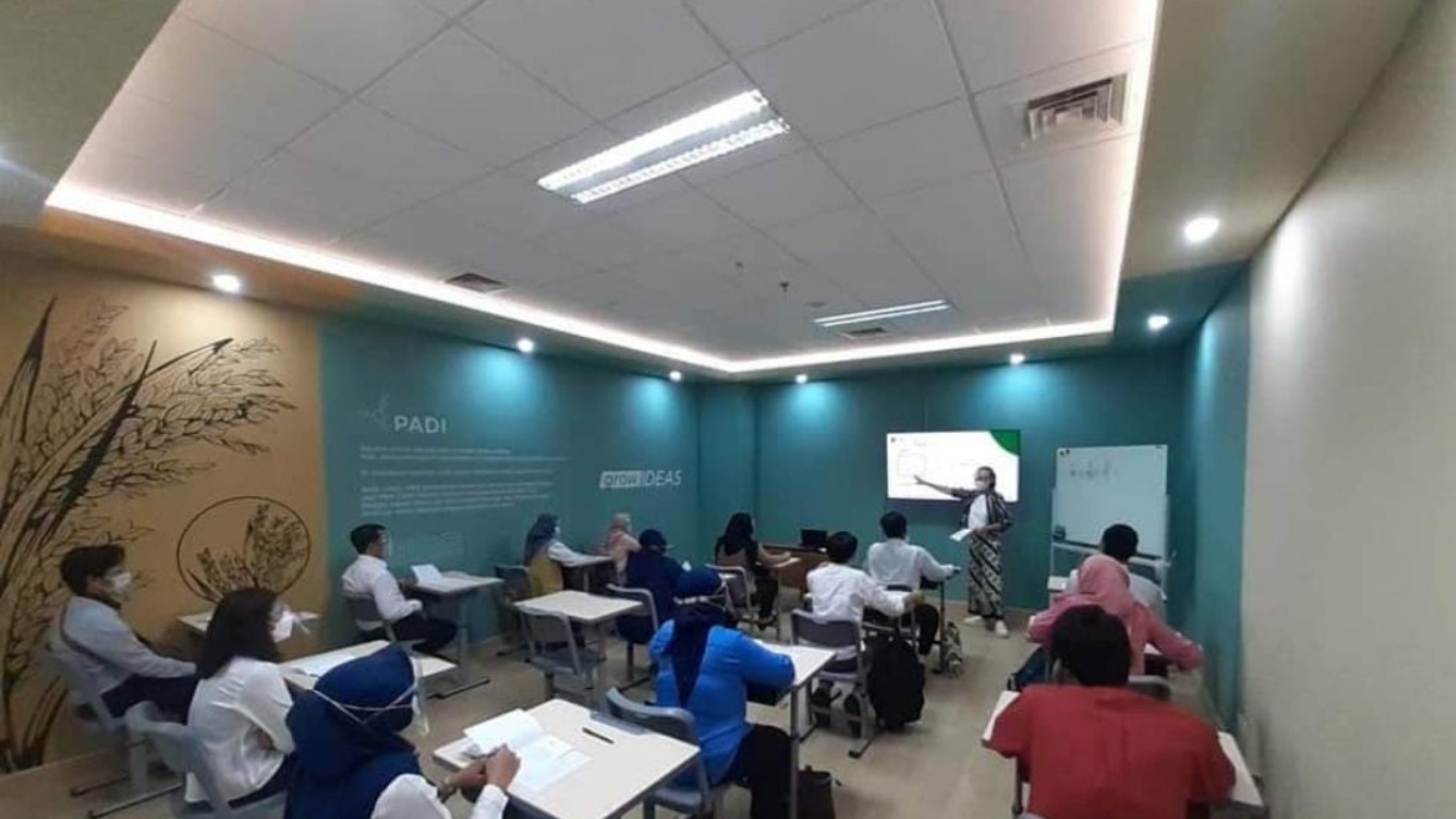 Jasa Rekrutmen Karyawan oleh tim Chaakra Consulting