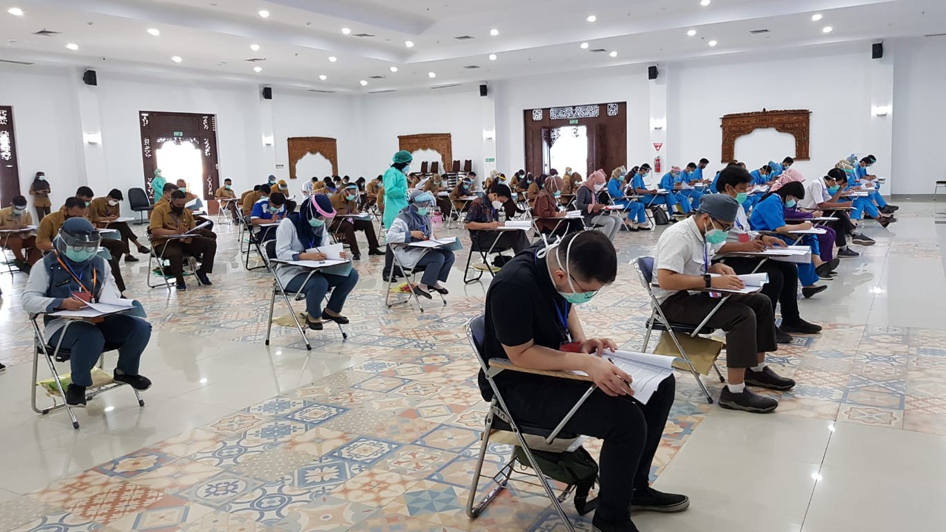 Chaakra memiliki layanan jasa rekrutmen karyawan untuk perusahaa